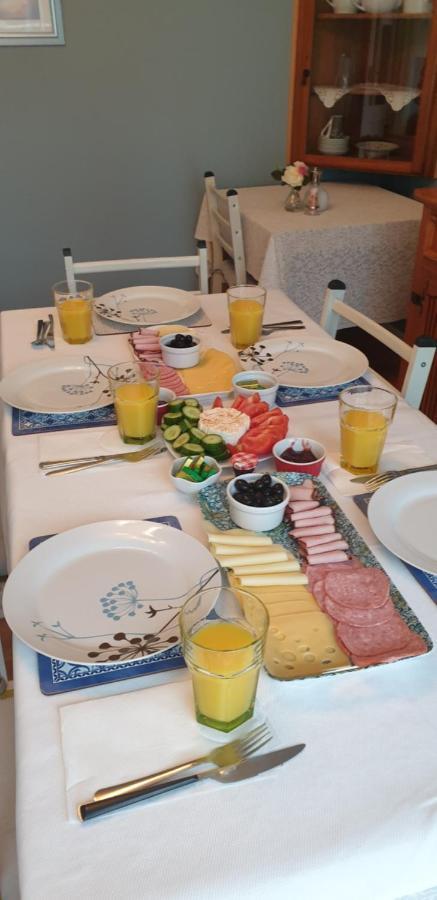 Bed and Breakfast Farnham House Cavan Esterno foto